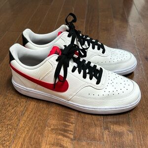 Men’s Nike Court Vision Low size 10.5